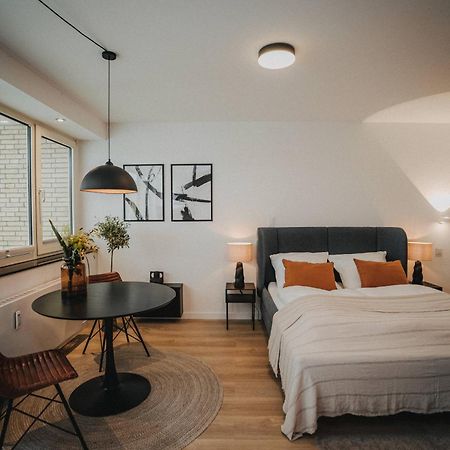 Downtown Apartment Mit Luxusbad Am Hafen Nur 5 Minuten Zu Fuss In Die Innenstadt Und Zum Bahnhof! Olsztyn Bagian luar foto