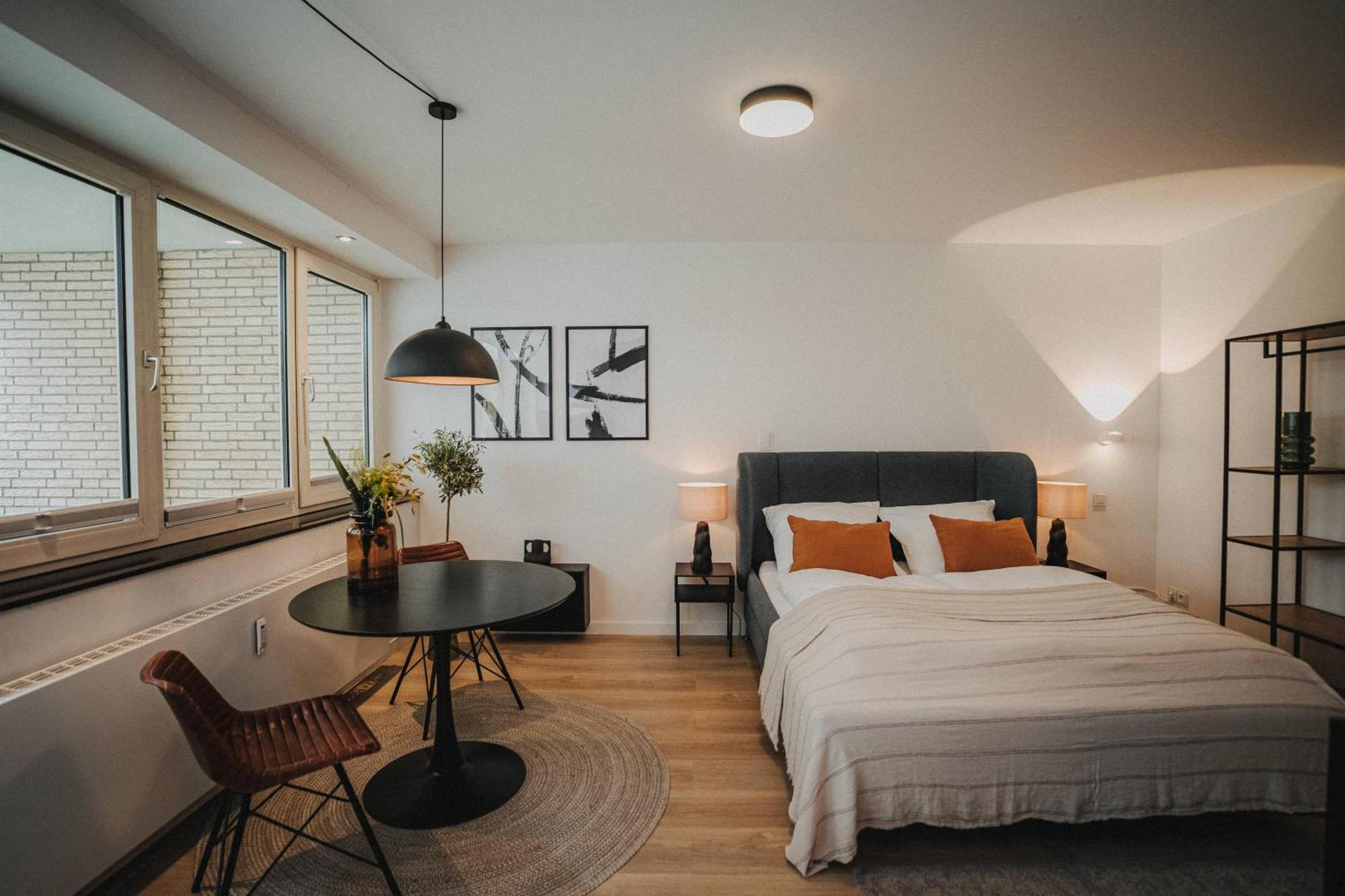 Downtown Apartment Mit Luxusbad Am Hafen Nur 5 Minuten Zu Fuss In Die Innenstadt Und Zum Bahnhof! Olsztyn Bagian luar foto