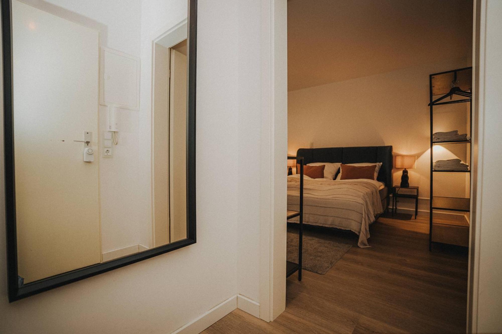 Downtown Apartment Mit Luxusbad Am Hafen Nur 5 Minuten Zu Fuss In Die Innenstadt Und Zum Bahnhof! Olsztyn Bagian luar foto